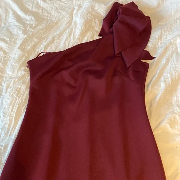 jessica howard burgundy dress jessica howard Size 6 Burgundy Dress  Renee's Resale Clothing Outlet
